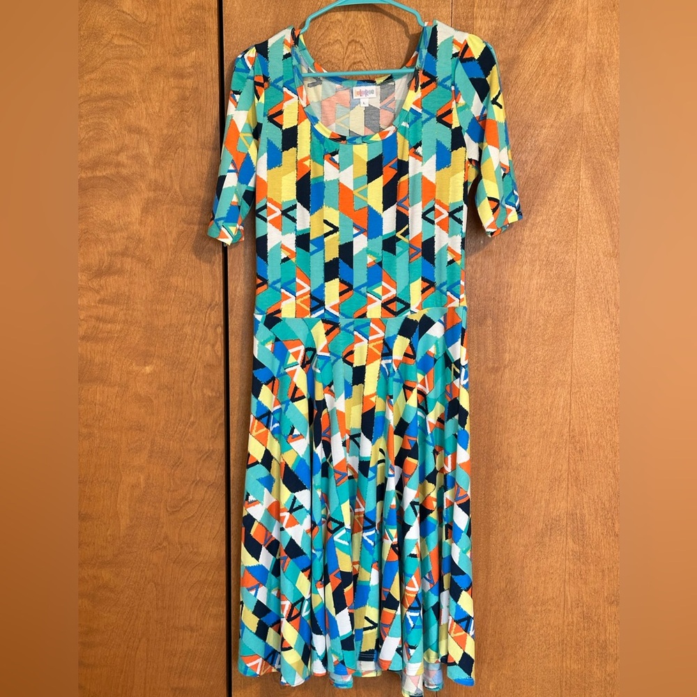 LuLaRoe EUC size L colorful Nicole Dress